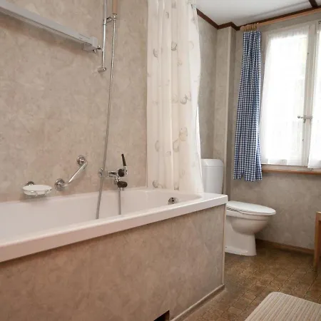 Апартаменты Apartment Chalet Baergli *